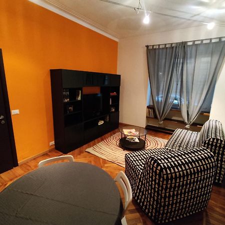 Bell'Appartamento In Cit Turin, Interamente Ristrutturato Zewnętrze zdjęcie