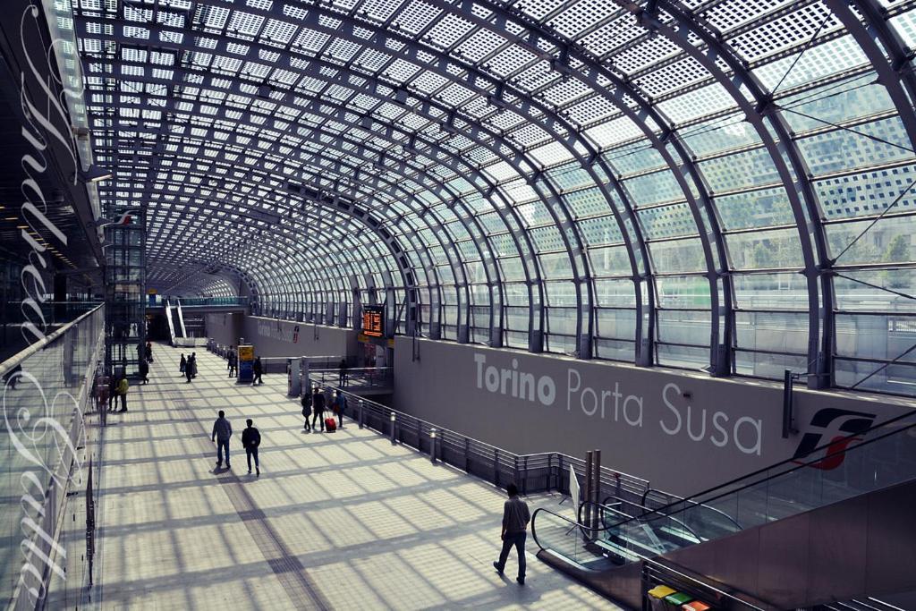Bell'Appartamento In Cit Turin, Interamente Ristrutturato Zewnętrze zdjęcie